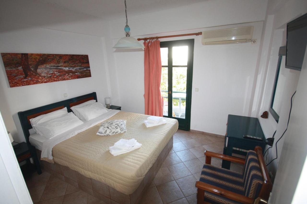 Cyclades Beach Apartments Chrisopigi  Exterior foto