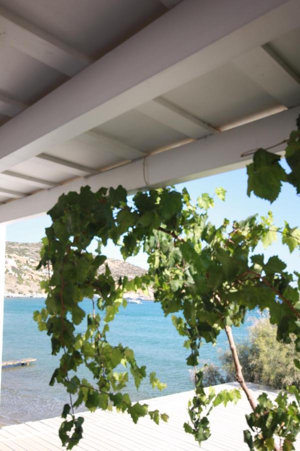 Cyclades Beach Apartments Chrisopigi  Exterior foto